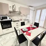 Sun Apartment